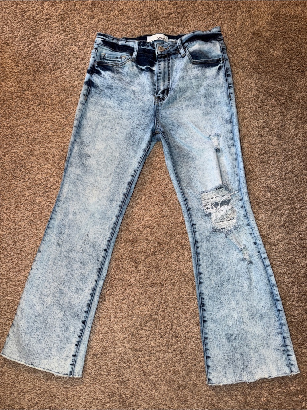 Vervet Bella High Rise Cropped Jeans. Size 29
